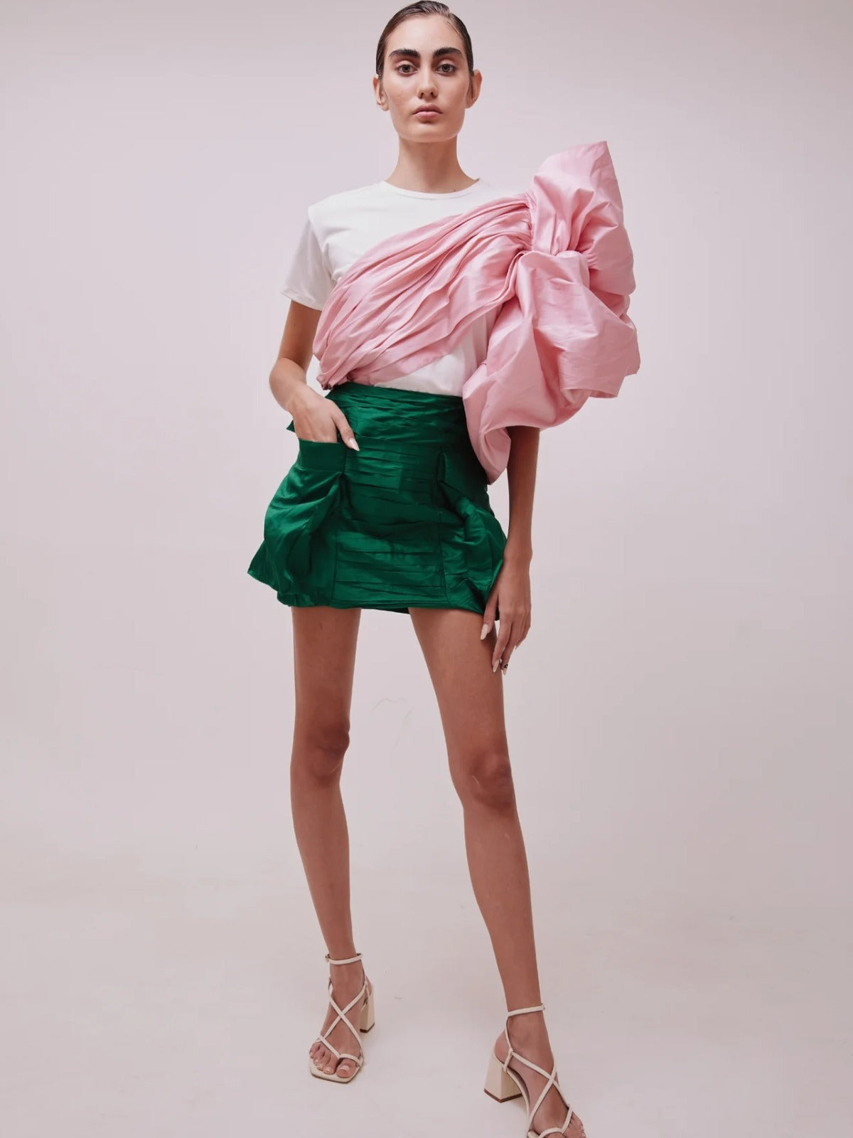 Capullo T-Shirt | White/Pink Capullo T-Shirt | White/Pink