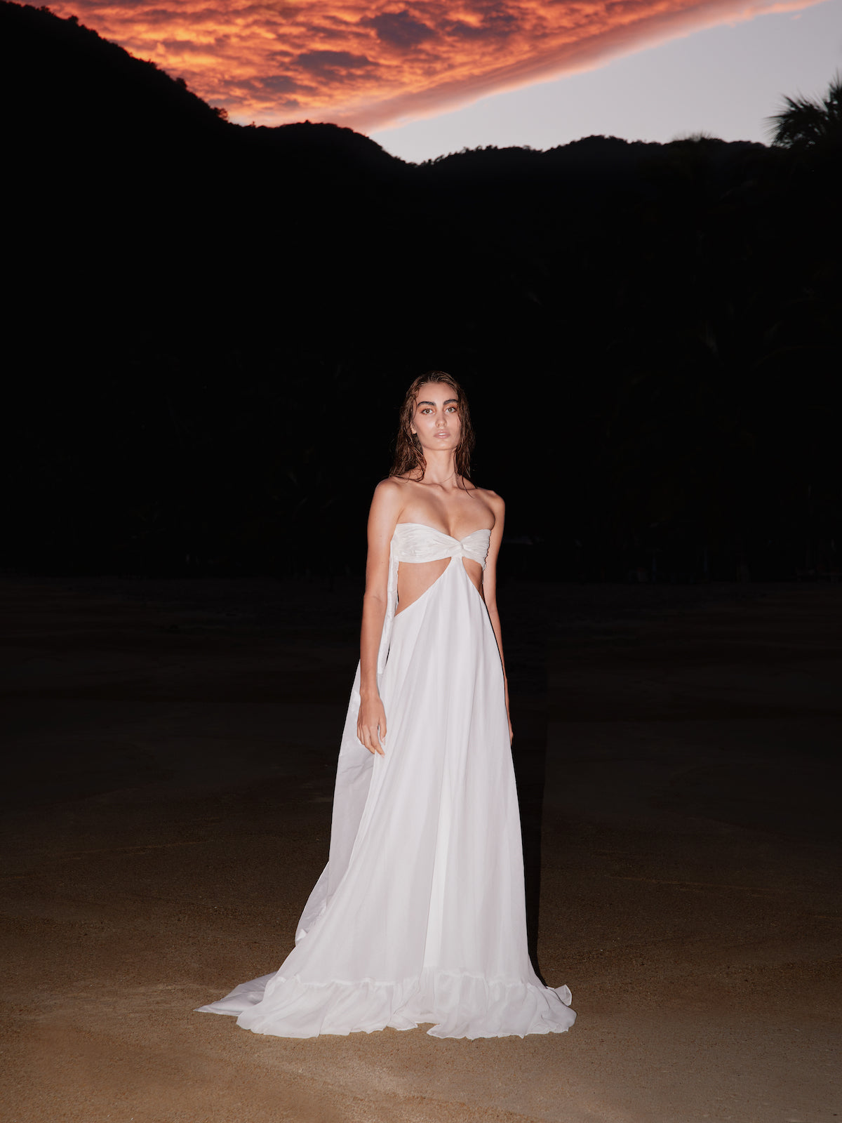 chinese dress ladies By Efrain Mogollon | Cata Dress | White