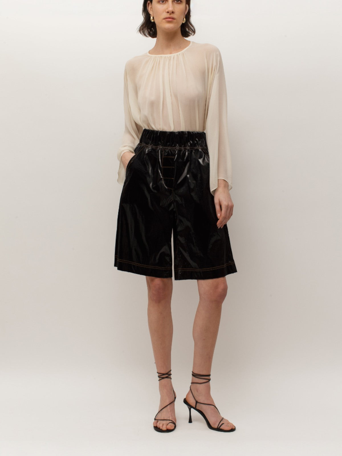 Racquel Shorts | Black