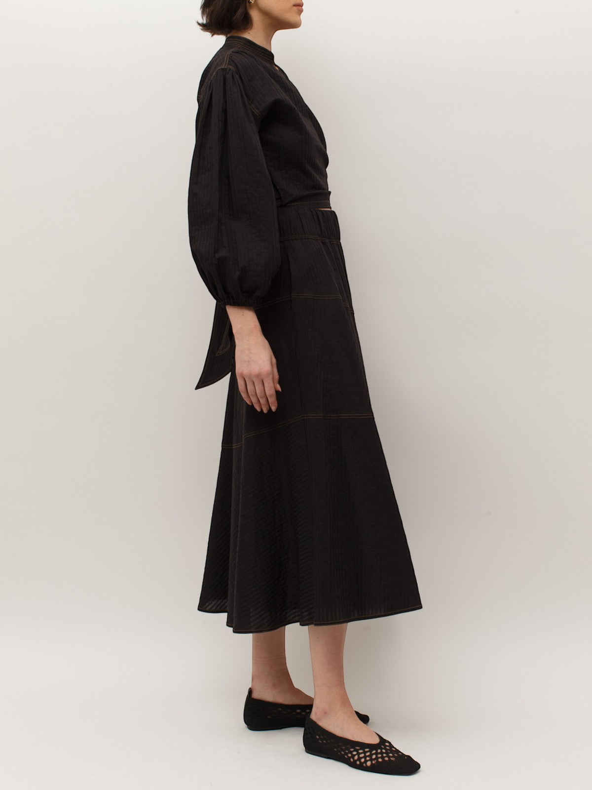 Texture Gabriella Stretch Midi Skirt | Black Texture Gabriella Stretch Midi Skirt | Black