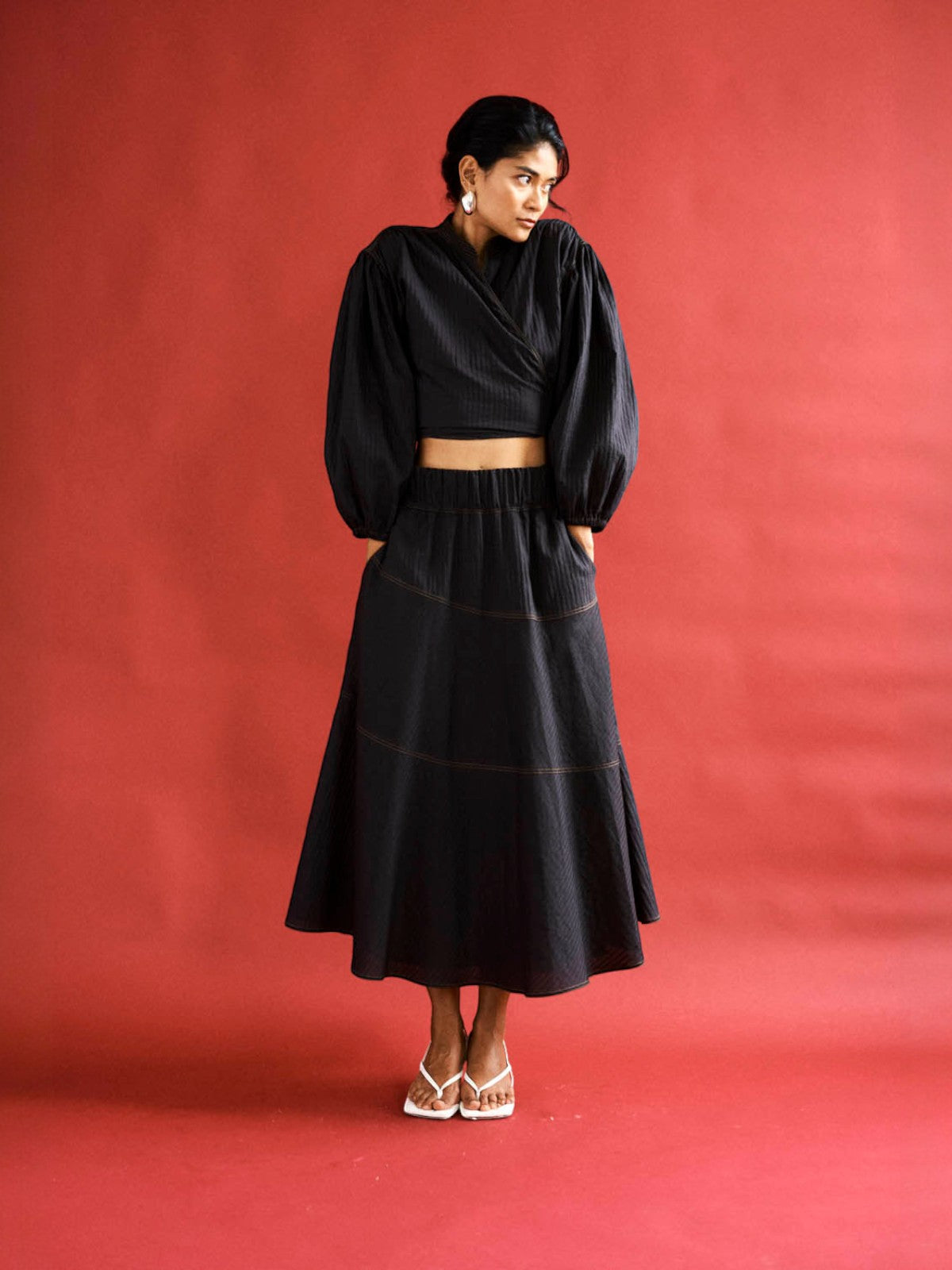 Texture Gabriella Stretch Midi Skirt | Black Texture Gabriella Stretch Midi Skirt | Black