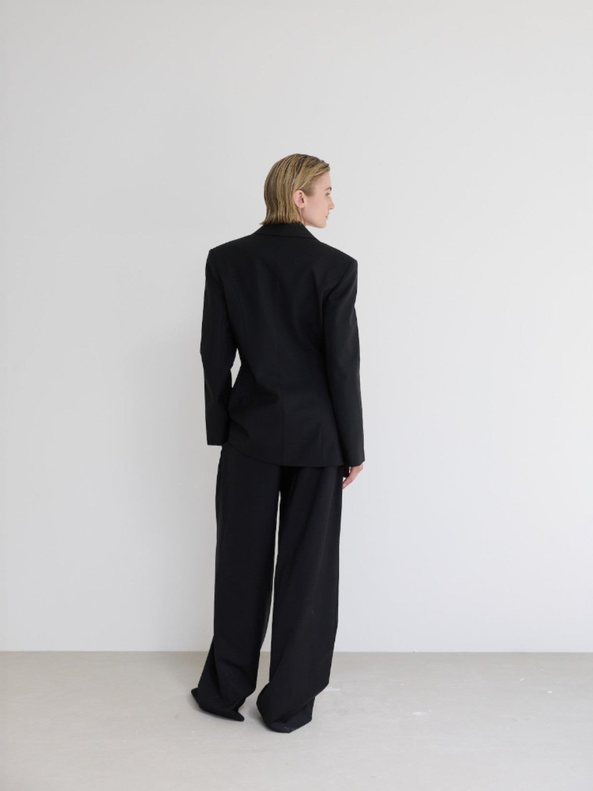 Arc Blazer | Black Arc Blazer | Black