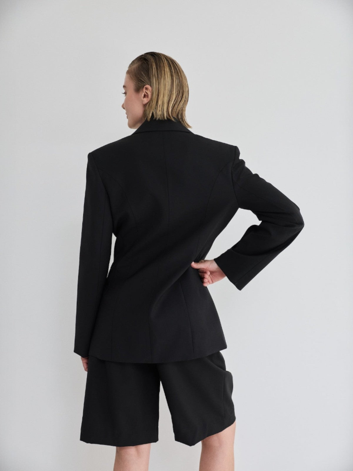 Arles Shorts | Black Arles Shorts | Black