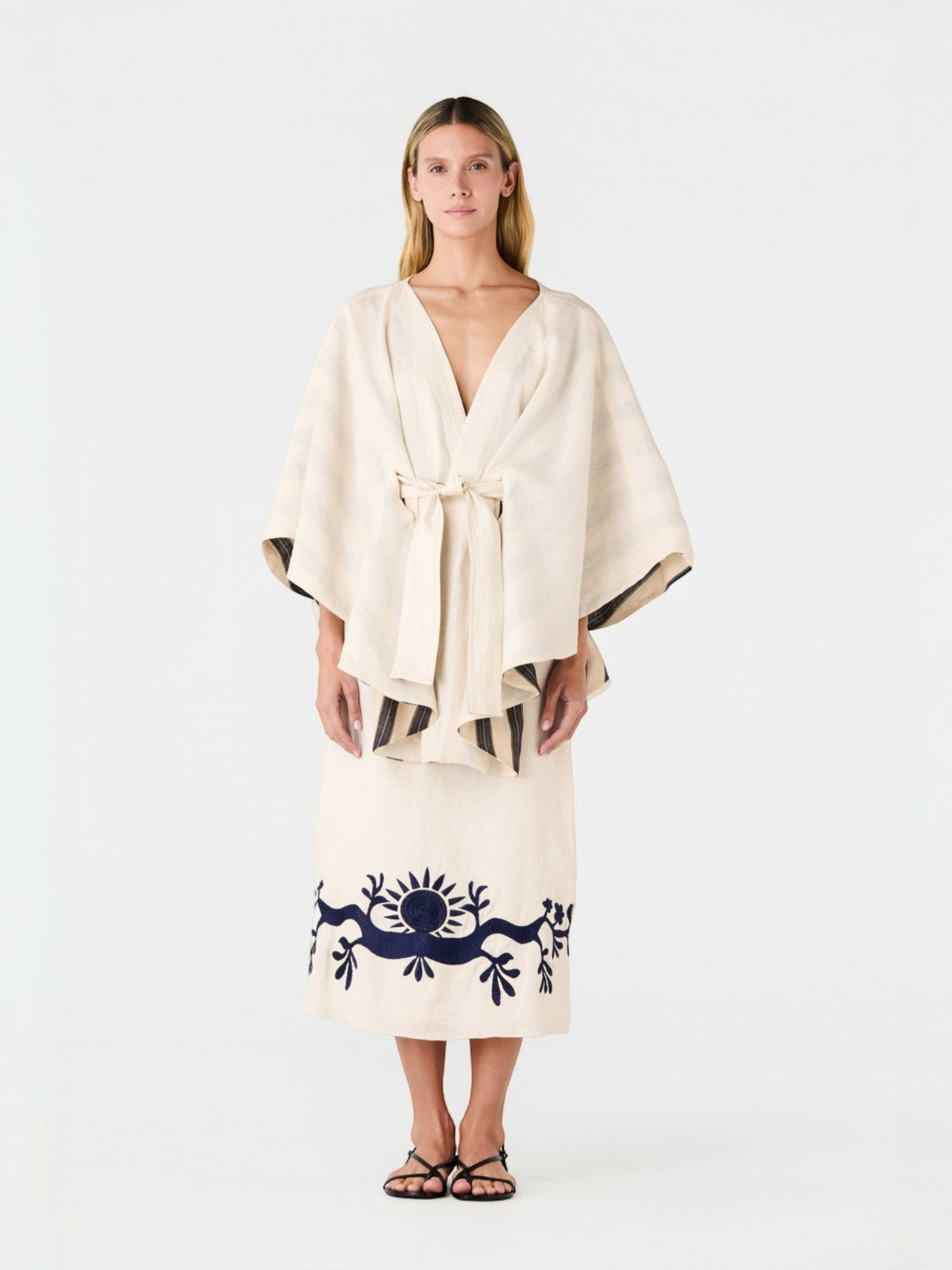 Cavalo Embroidered Linen Poncho | Ivory and Navy Cavalo Embroidered Linen Poncho | Ivory and Navy - Fashionkind
