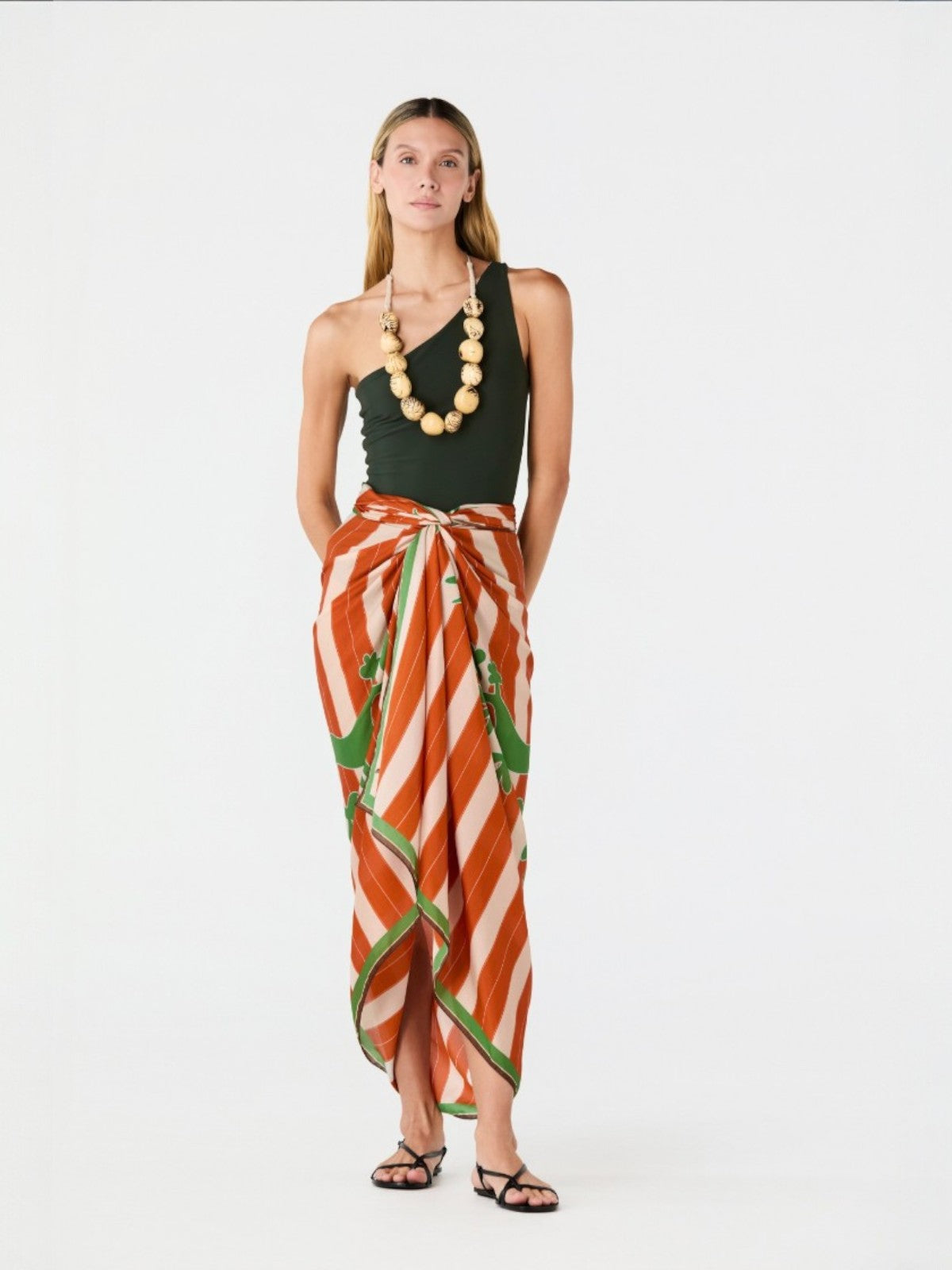 De La Falaise Cotton Silk Sarong | Green Solana Shield De La Falaise Cotton Silk Sarong | Green Solana Shield - Fashionkind
