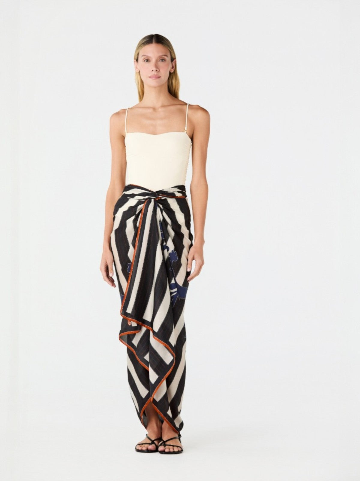 De La Falaise Cotton Silk Sarong | Navy Solana Shield De La Falaise Cotton Silk Sarong | Navy Solana Shield - Fashionkind