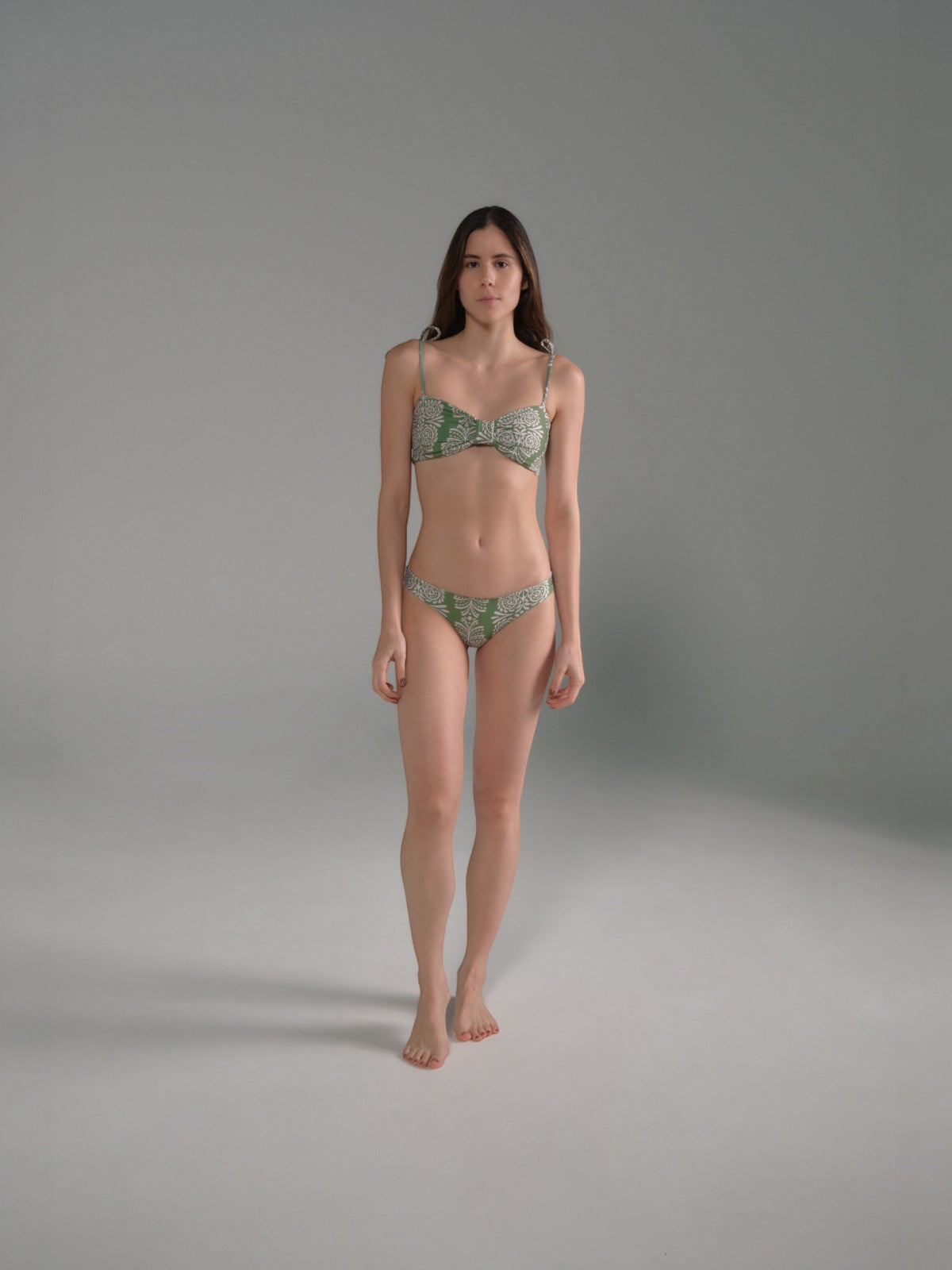 Guava Bottom | Green Arabesque Guava Bottom | Green Arabesque