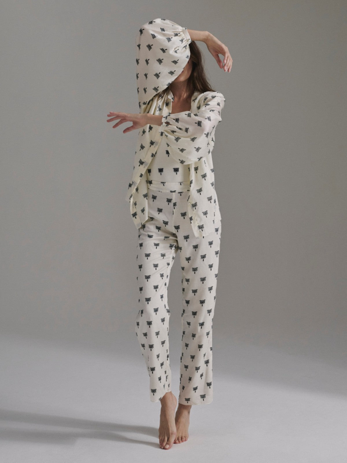 Don Simon Martellato Silk Shirt | Ivory/Black Polka Palms Don Simon Martellato Silk Shirt | Ivory/Black Polka Palms - Fashionkind
