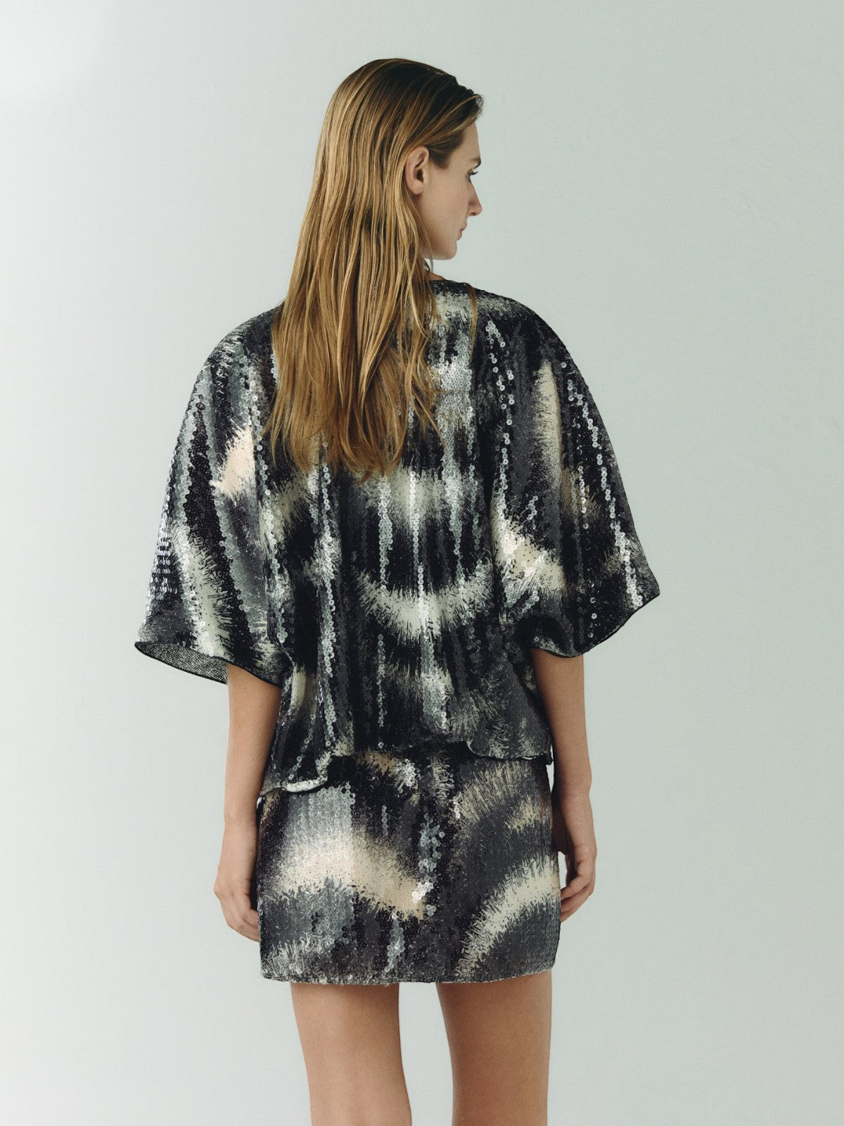 Carmelita Sequins Mini Skirt | Black Carmelita Sequins Mini Skirt | Black - Fashionkind