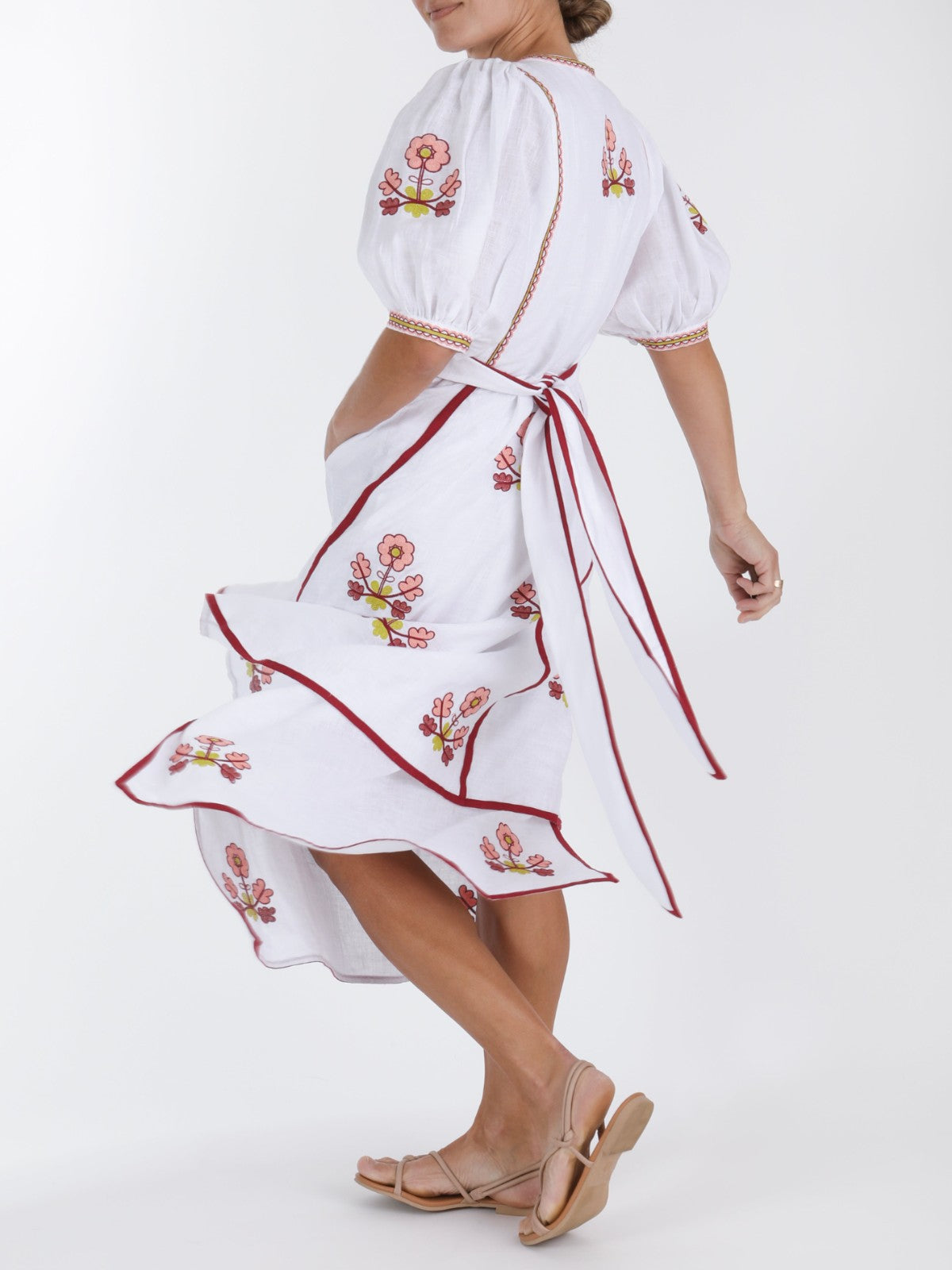 Larkin Lane | Lillie Ukrainian Embroidered Dress | White/Pink | Fashionkind XL Larkin Lane | Lillie Ukrainian Embroidered Dress | White/Pink | Fashionkind XL