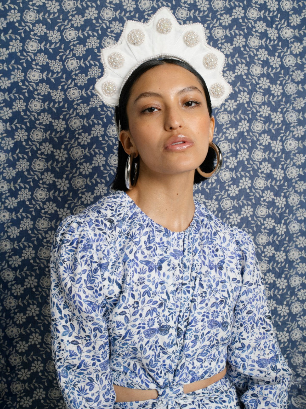 Star Shaped Velvet Pearl Headpiece