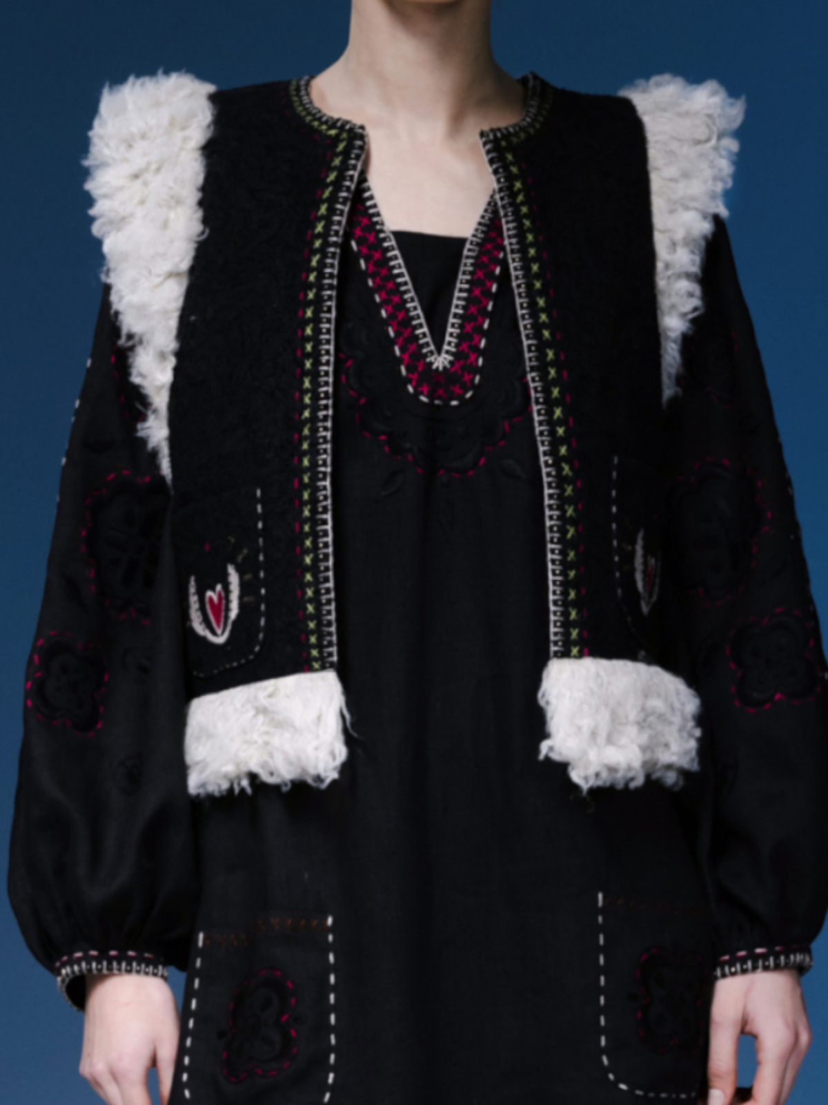 Snowfall Keptar Vest | Black Snowfall Keptar Vest | Black