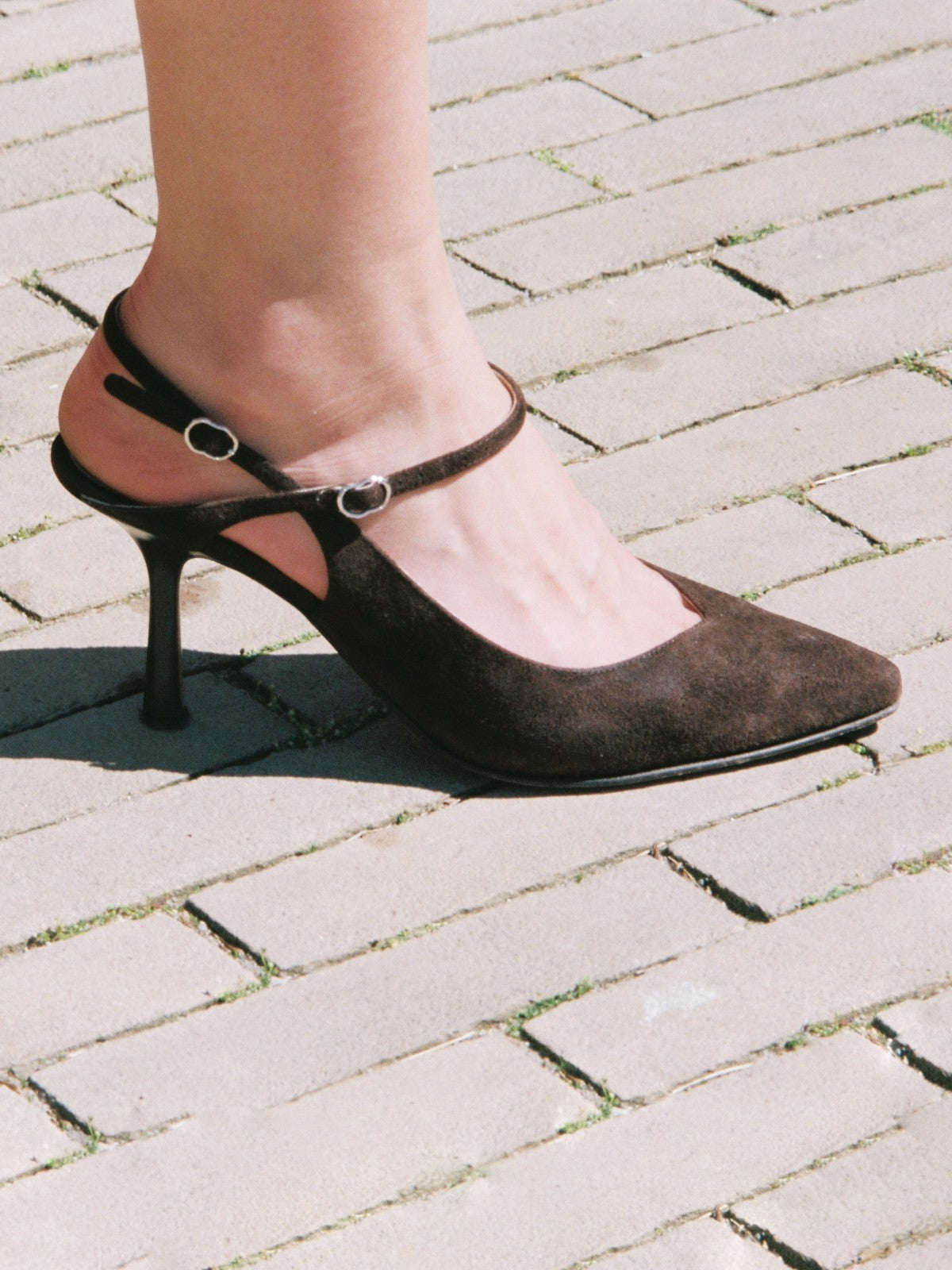 Gattaca Pumps | Brown Suede