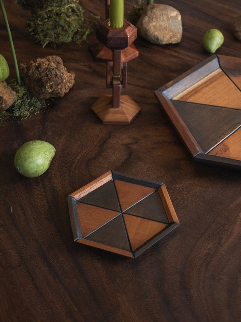 Stella Small Plate | Dual Pure & Charcoal Tinted Barnish | Fashionkind