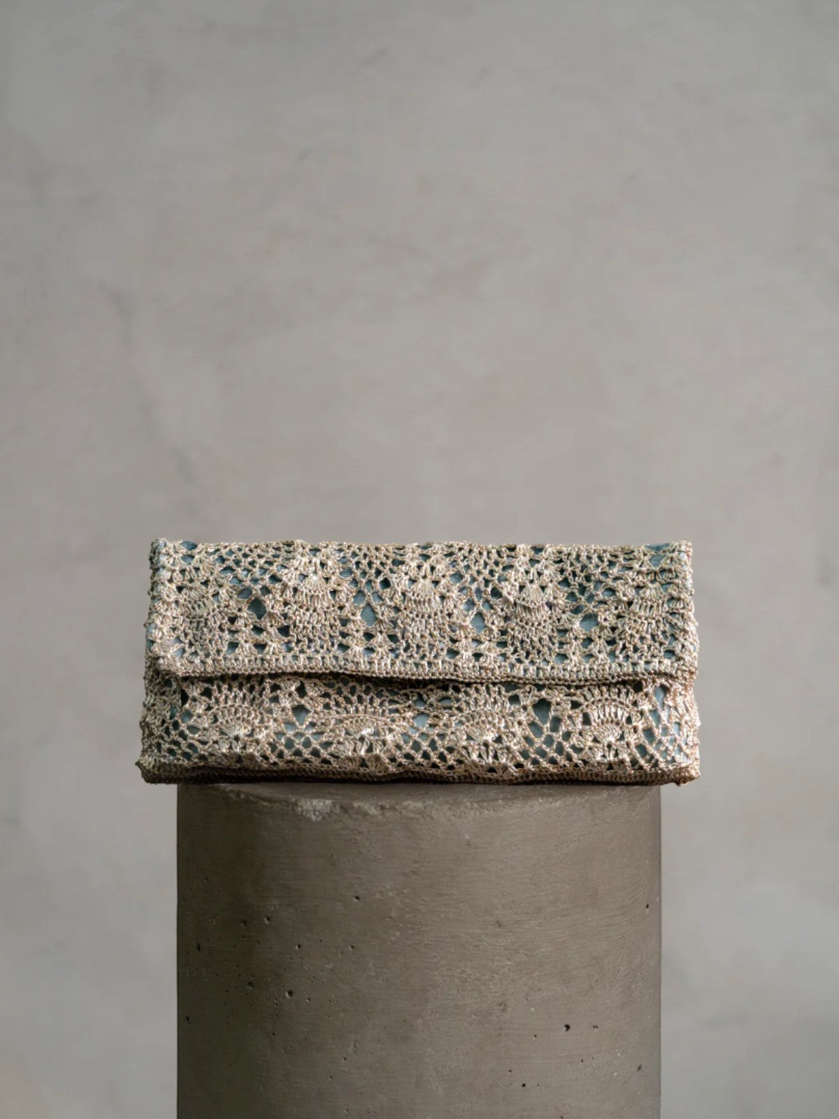 Pineapple Clutch | White Gold/Turquoise Pineapple Clutch | White Gold/Turquoise