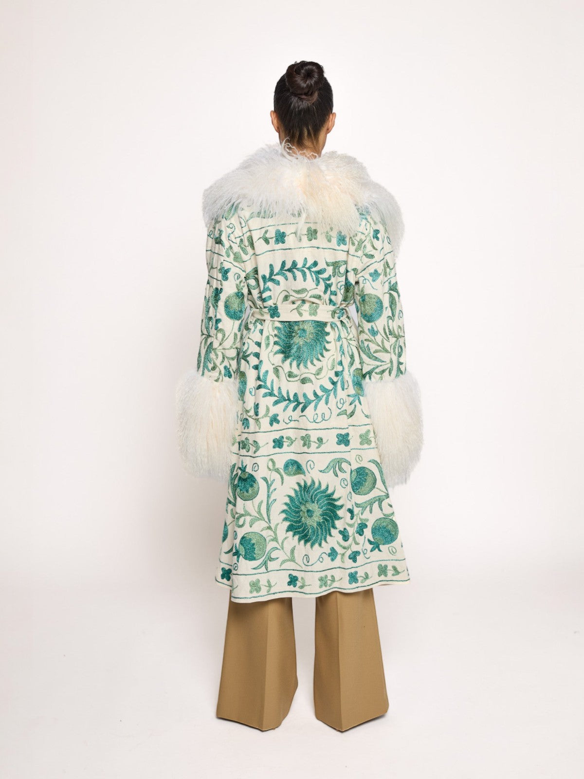 Raffaella Coat - L | White/Light Green Raffaella Coat - L | White/Light Green