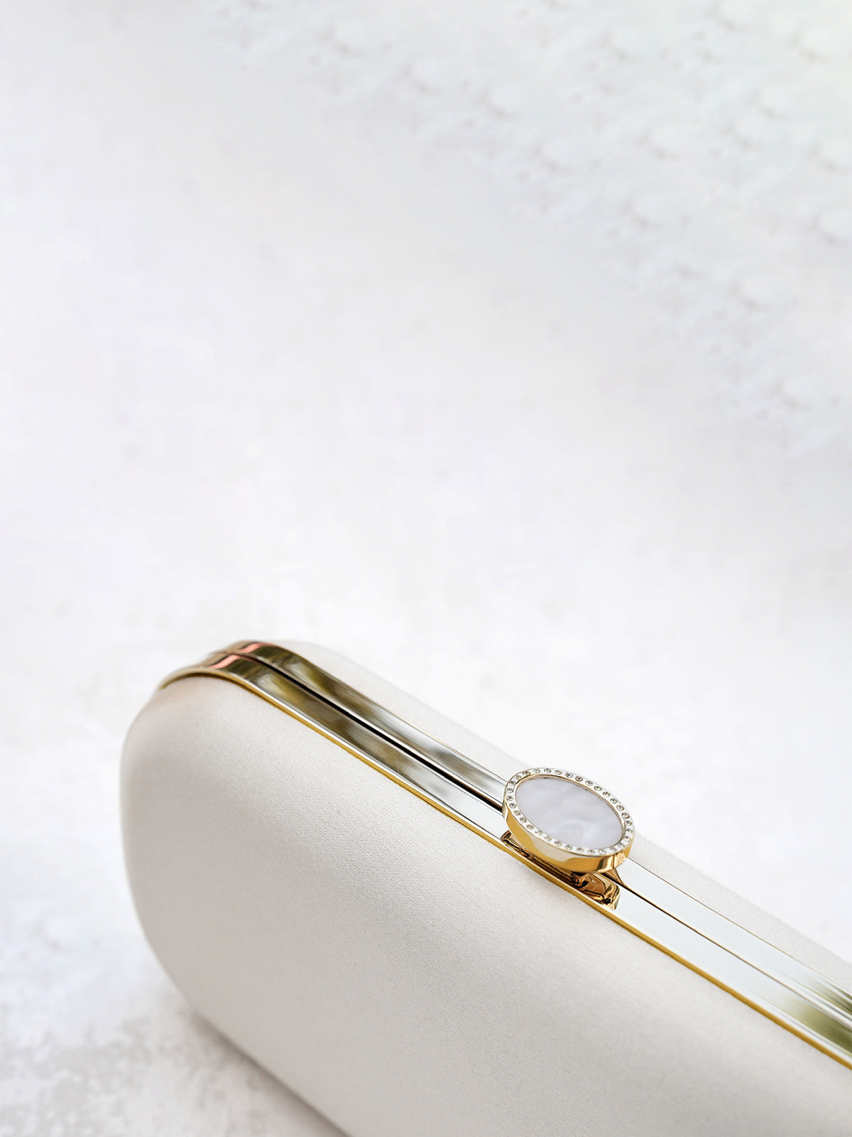 Satin Bella Clutch | Ivory Satin Bella Clutch | Ivory