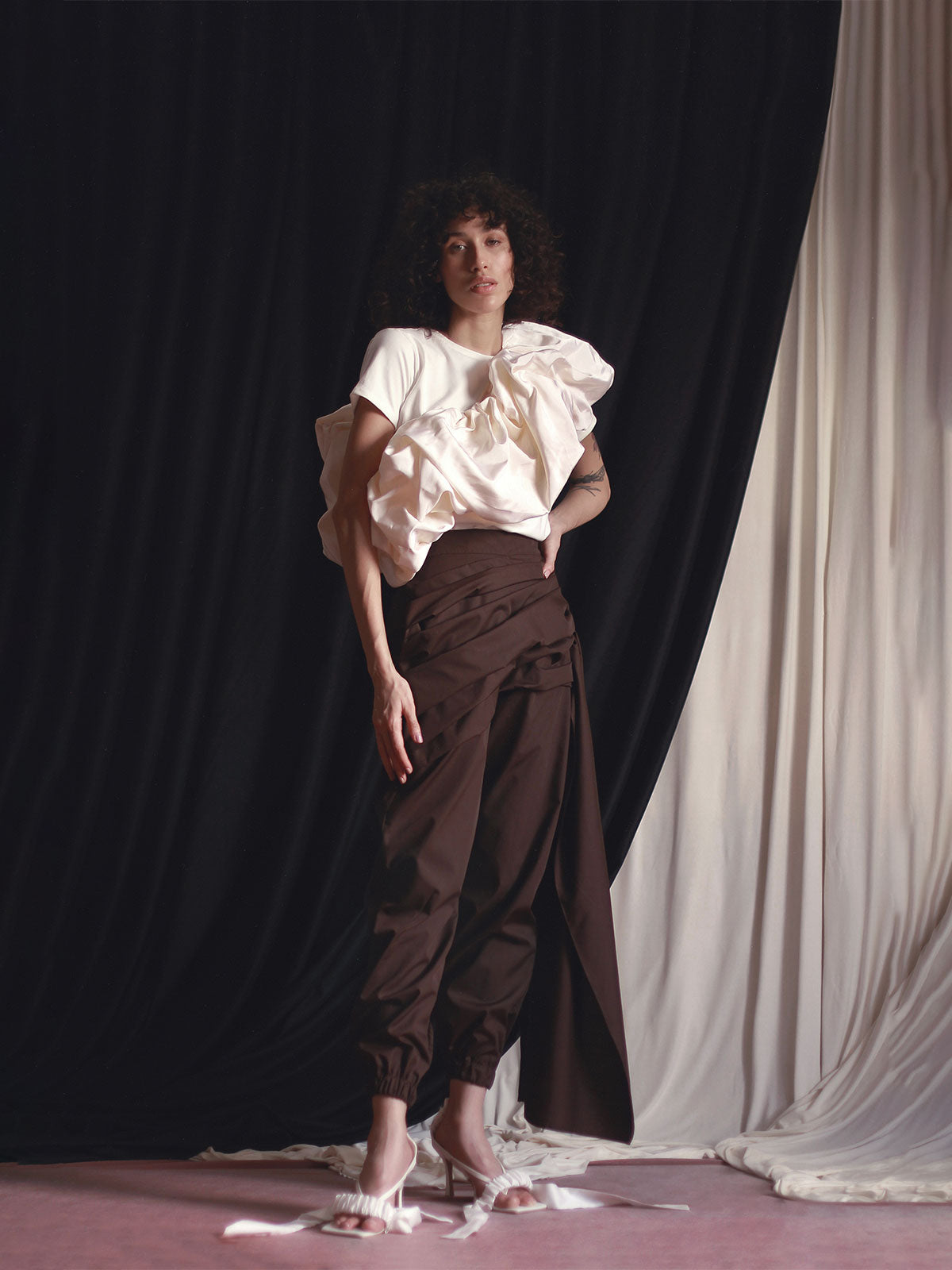 Abolengo T-Shirt | White Abolengo T-Shirt | White - Fashionkind