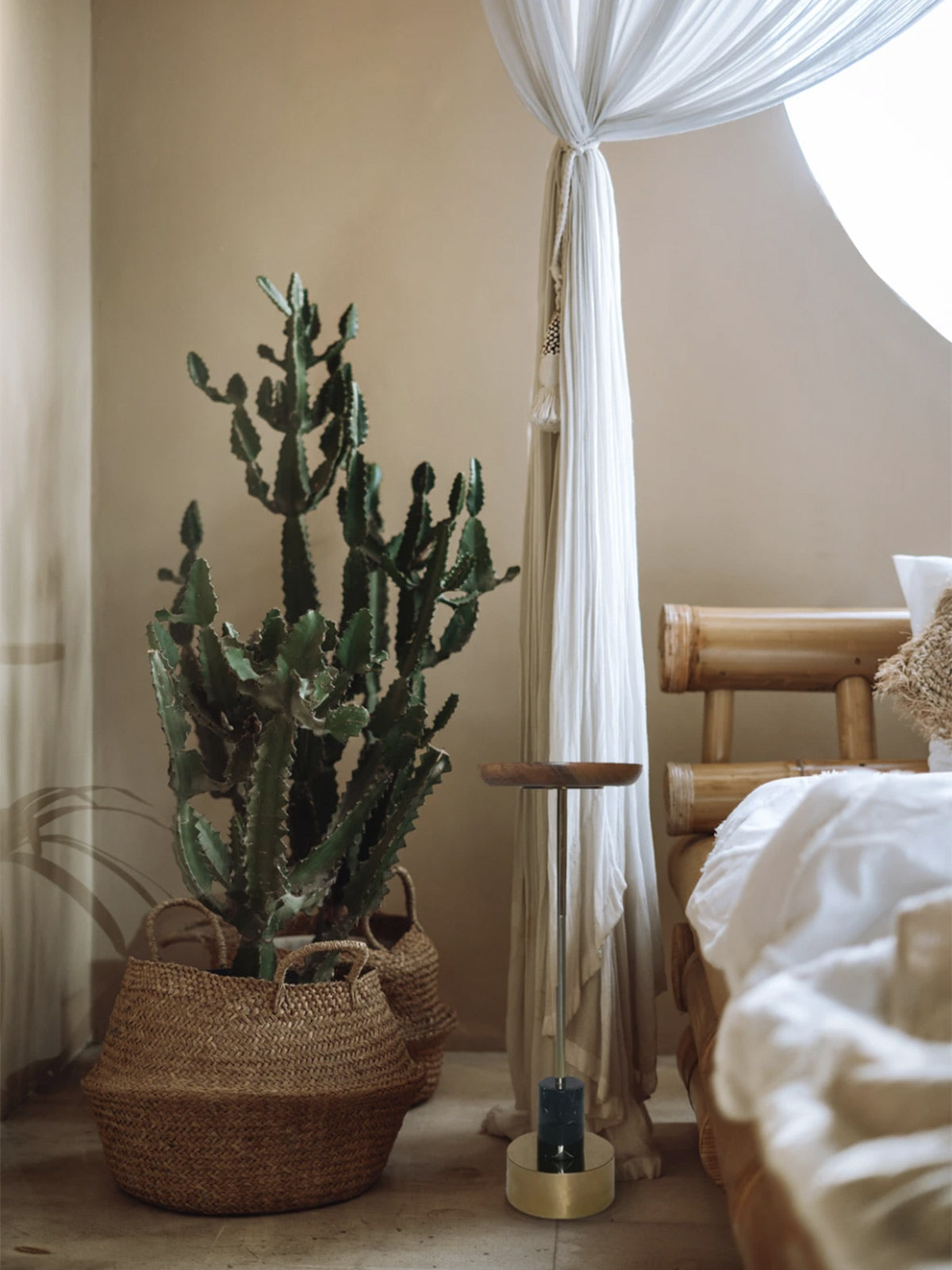 Ari Mid-Century Drink Table