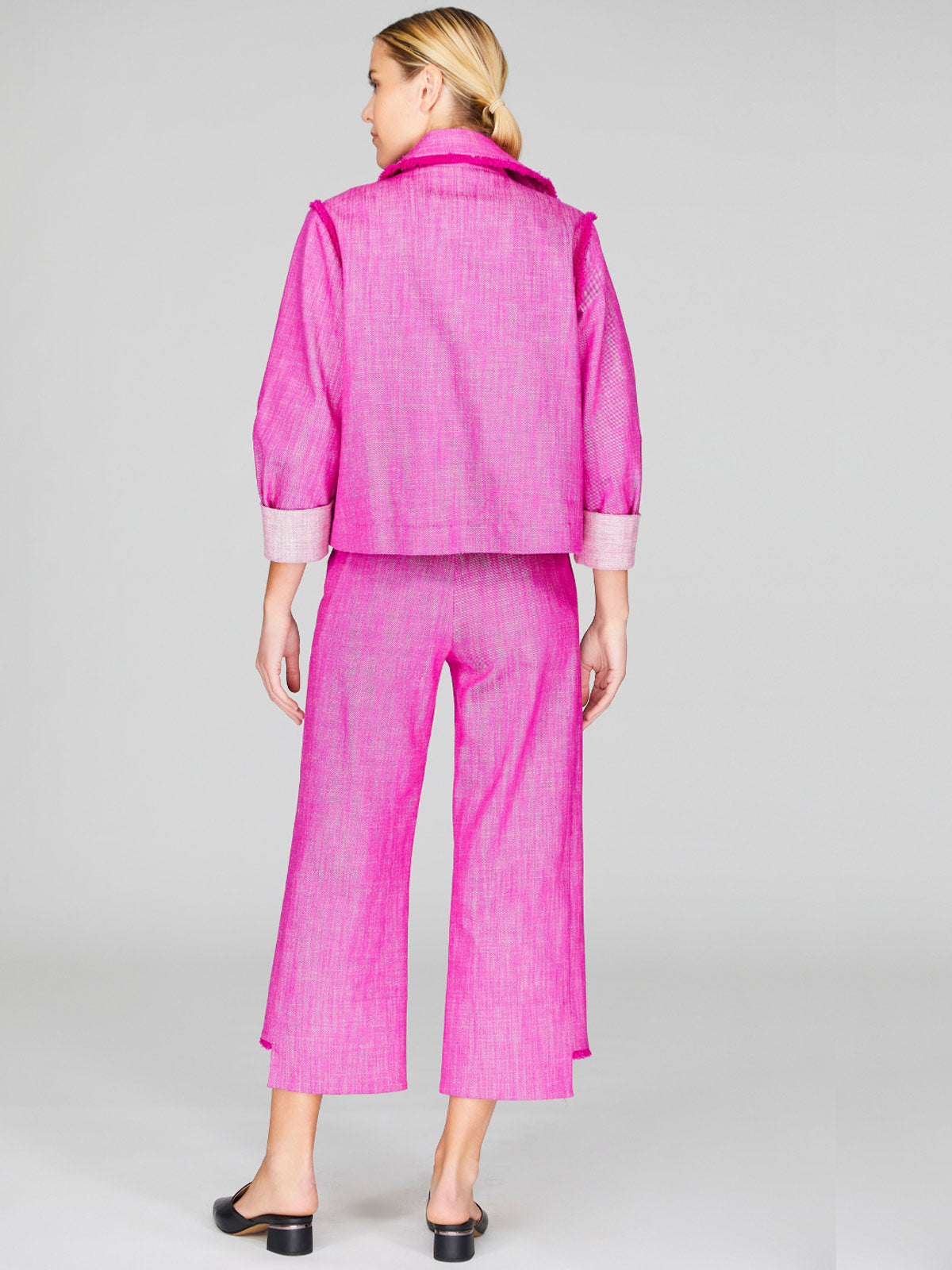 Fringed Denim Short Collared Boxy Jacket Fringed Denim Short Collared Boxy Jacket