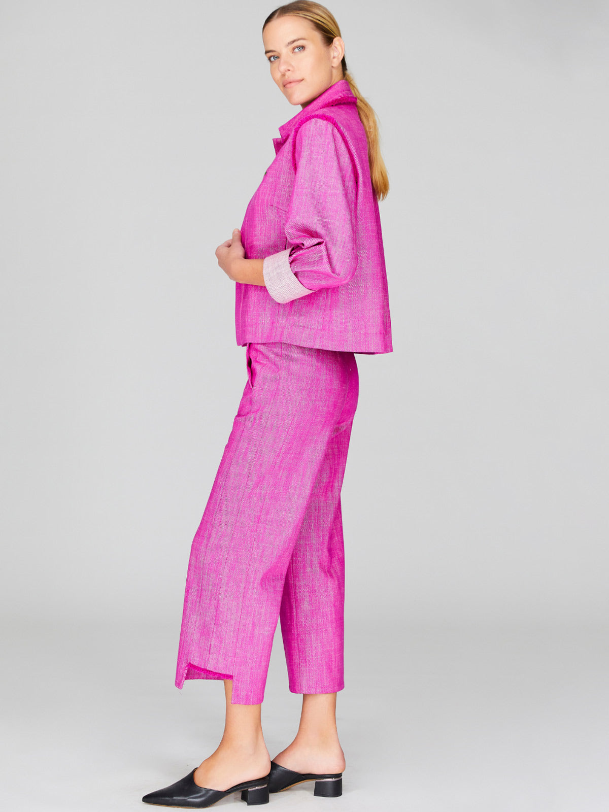 Fringed Denim Short Collared Boxy Jacket Fringed Denim Short Collared Boxy Jacket