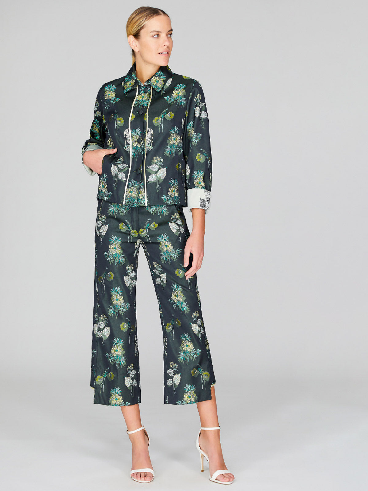 Watercolor Botanic Short Collared Boxy Jacket | Green Combo Watercolor Botanic Short Collared Boxy Jacket | Green Combo