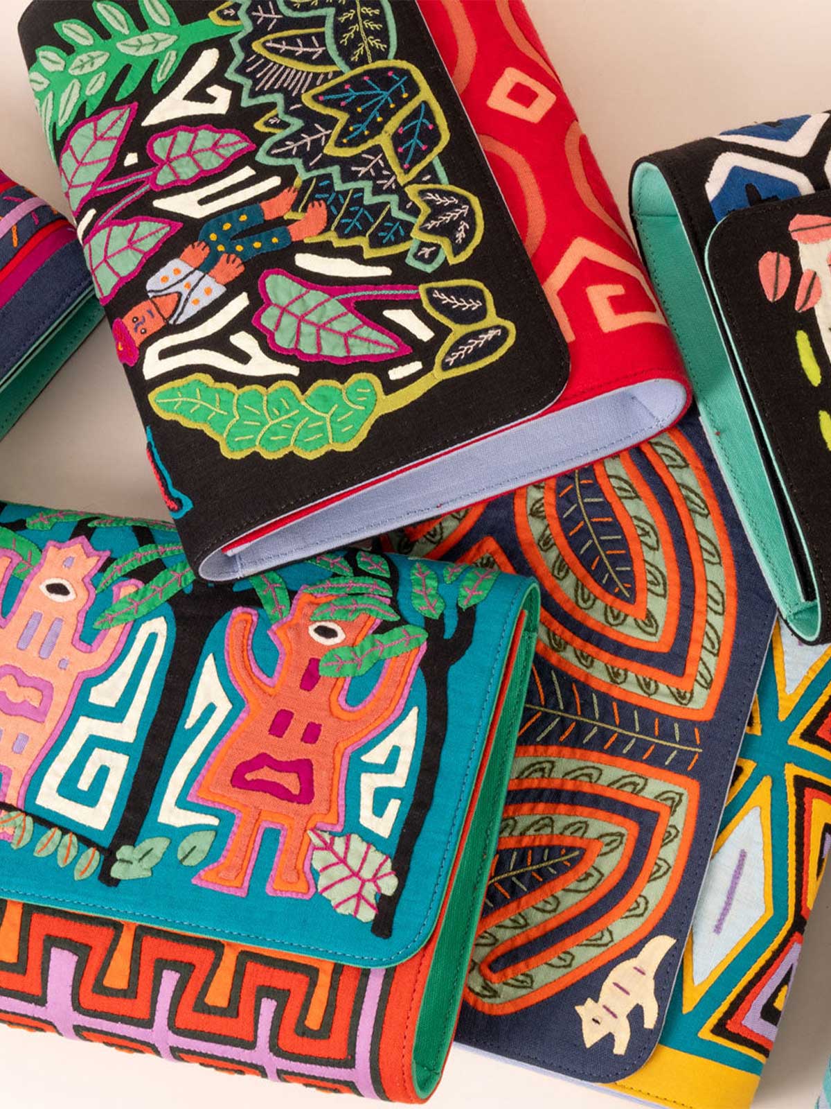 Udu Kuna Clutch Udu Kuna Clutch